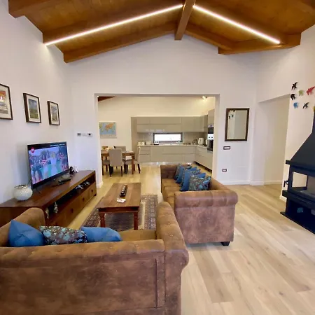 Villa New Entire With Pool And Sea Views *