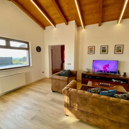 New Entire With Pool And Sea Views Villa