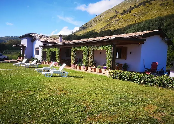 Villa New Entire With Pool And Sea Views