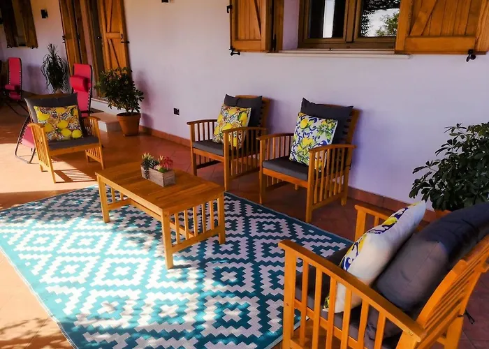 New Entire With Pool And Sea Views Santa Domenica Talao