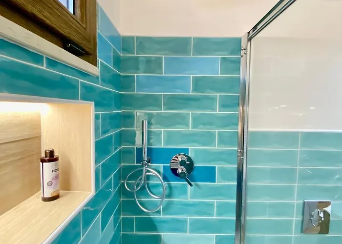 New Entire With Pool And Sea Views *