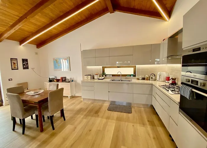 New Entire With Pool And Sea Views * Santa Domenica Talao