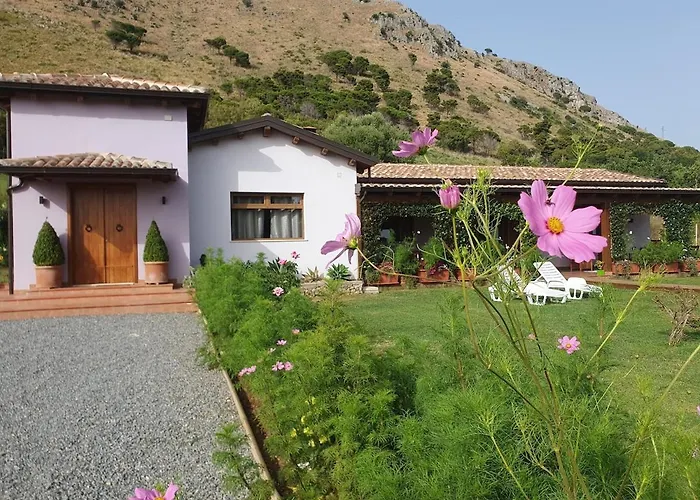 New Entire With Pool And Sea Views Santa Domenica Talao