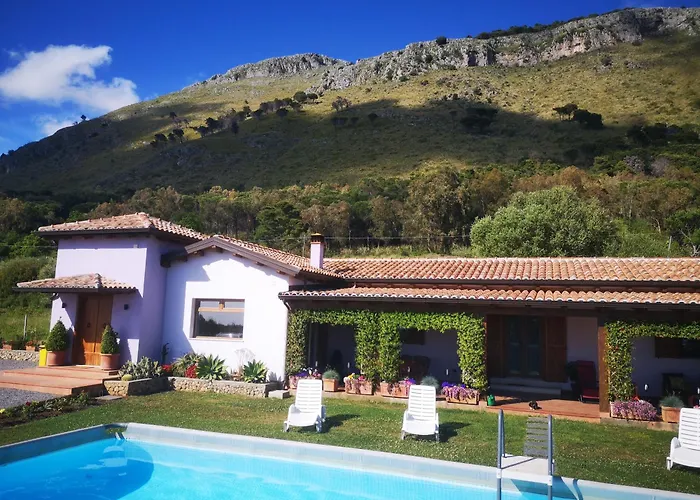 Villa New Entire With Pool And Sea Views *